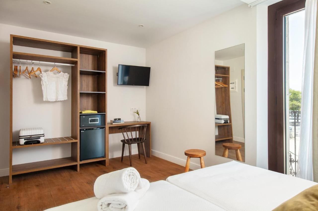 Hotel Som Nit Port Vell Barcellona Esterno foto